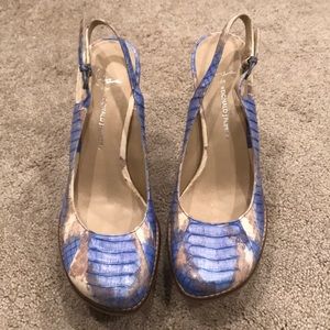 Snake skin Donald Pliners. Excellent condition.